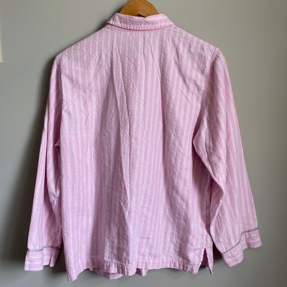 Victoria's Secret Women's Long Sleeve Pink Button Up Sleep‎ Shirt Size Medium - Picture 5 of 11
